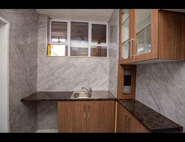 2 BEDROOM APARTMENT RENTED IN ESSENWOOD